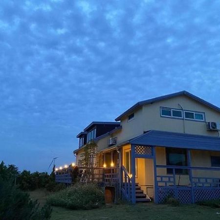 Warang Guesthouse 済州市 エクステリア 写真