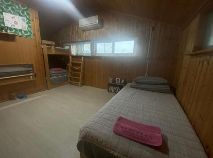 Warang Guesthouse 済州市 エクステリア 写真
