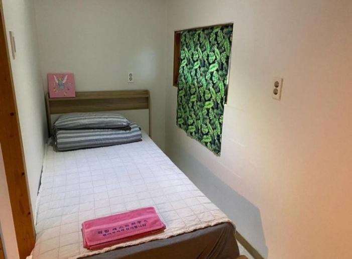 Warang Guesthouse 済州市 エクステリア 写真